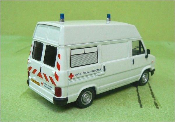 NOREV 1/43 PEUGEOT J5 Croix Rouge Francaise Ambulance EUR 45,00